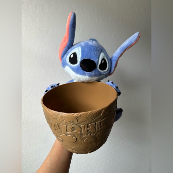 Disney Lilo & Stitch Live Action Popcorn Bucket 2025 - Picture 4 of 6